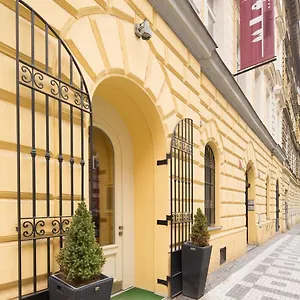 Lounge Hotel